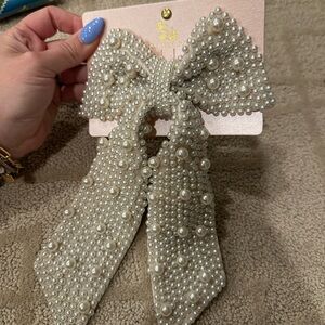 Sincerely Jules Elegant Pearl Embellished Hair Bow